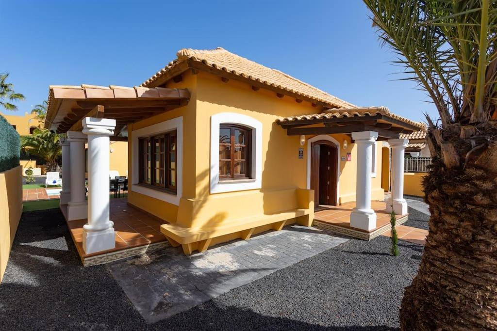 Villa Helen - Heated Pool Wifi Smarttv Barbecue Corralejo Ngoại thất bức ảnh
