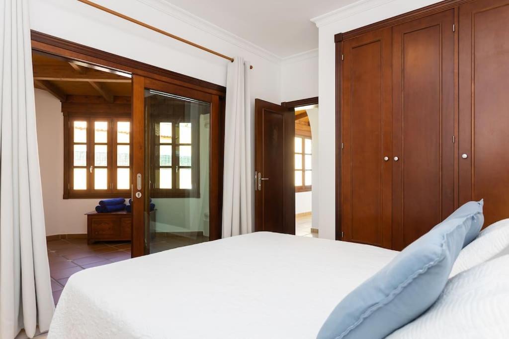 Villa Helen - Heated Pool Wifi Smarttv Barbecue Corralejo Ngoại thất bức ảnh