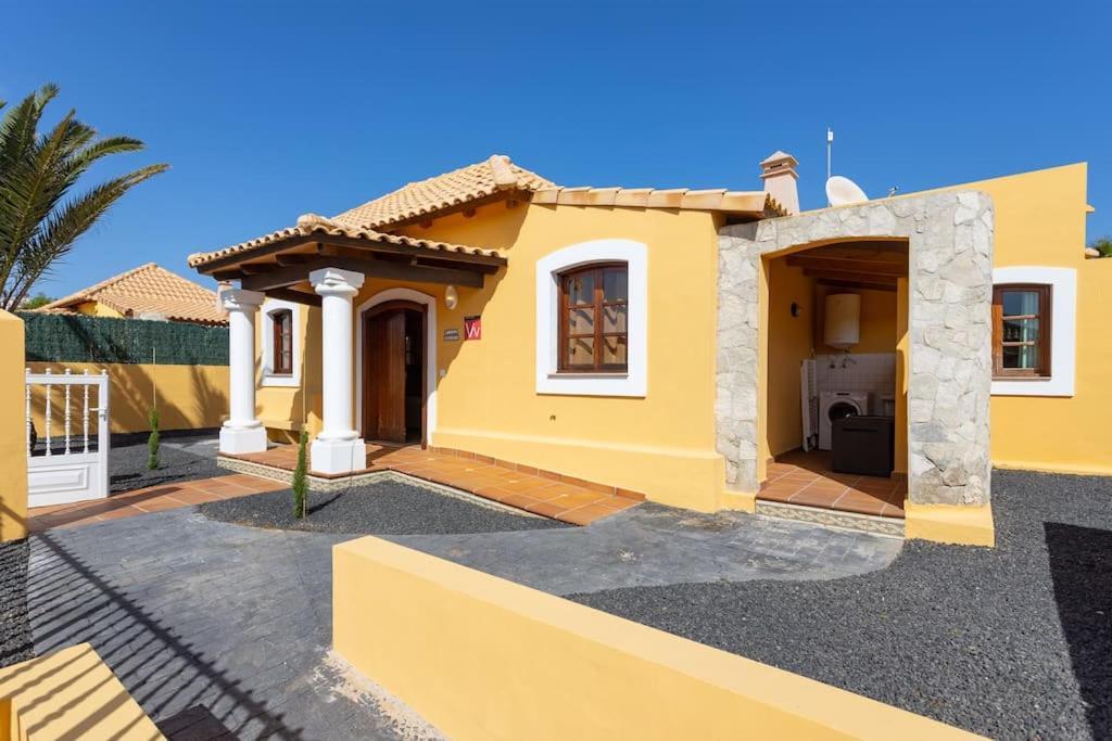 Villa Helen - Heated Pool Wifi Smarttv Barbecue Corralejo Ngoại thất bức ảnh