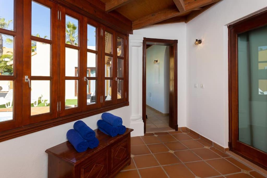 Villa Helen - Heated Pool Wifi Smarttv Barbecue Corralejo Ngoại thất bức ảnh